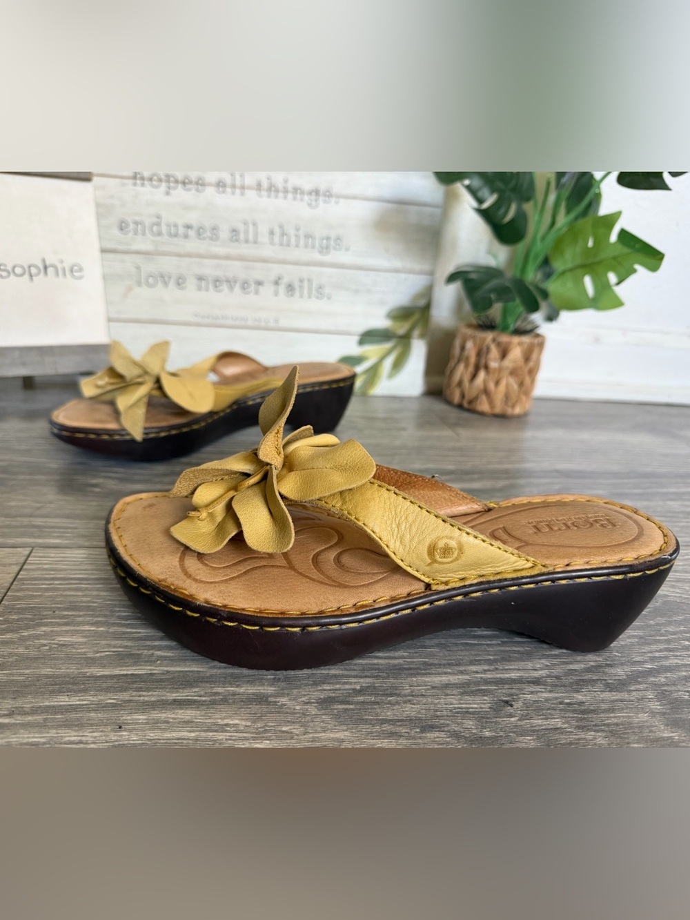 Born Flower Embellished Yellow Leather Thong Sandal. Size 6